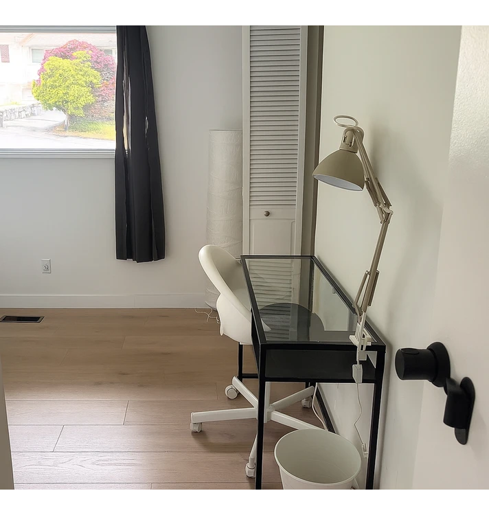 Tourmaline Room 04 Co-living in Canada