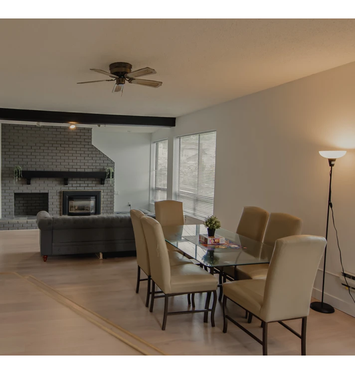 Tourmaline Room Dining room 02 Co-living in Canada