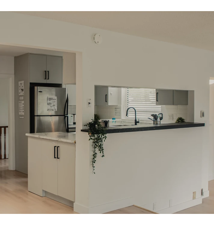 Tourmaline Room Kitchen 01 Co-living in Canada