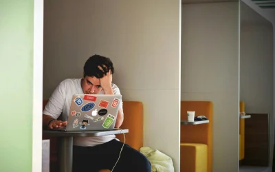 カナダで学生寮を探す5つの課題と解決策